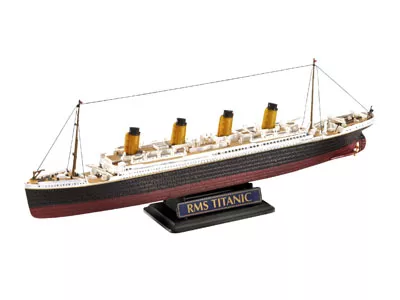 Revell - Ajándék szett Titanic